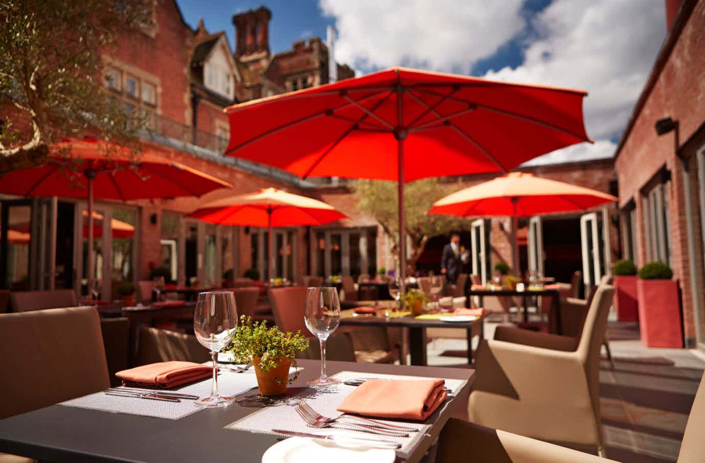 Alexander House Hotel